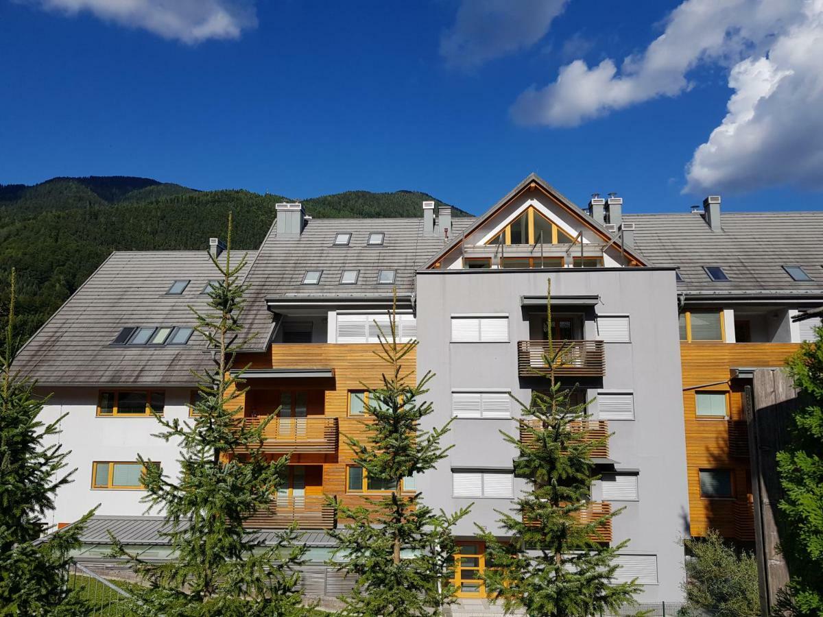 Yellow Apartma Kranjska Gora Daire Dış mekan fotoğraf